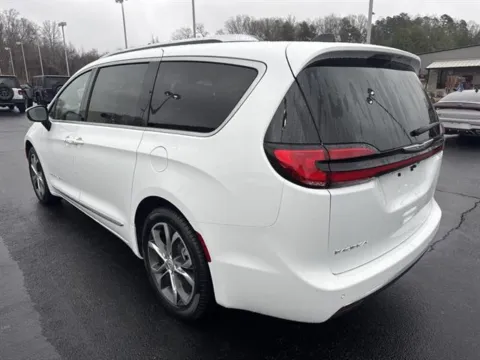 More photos of 2026 Chrysler Pacifica Pinnacle at Blackwell Chrysler Dodge Jeep Ram Fiat Kia, VA