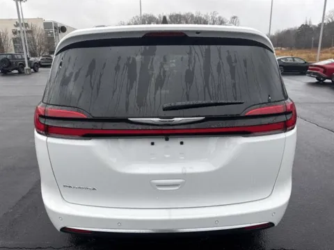 More photos of 2026 Chrysler Pacifica Pinnacle at Blackwell Chrysler Dodge Jeep Ram Fiat Kia, VA