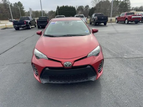 Red 2019 Toyota Corolla SE for sale in Danville, VA