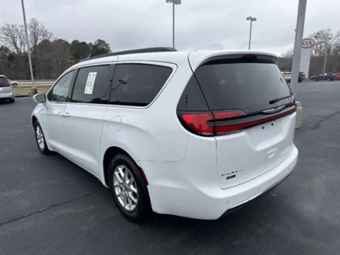 More photos of 2022 Chrysler Pacifica Touring L 4dr Mini-Van at Blackwell Chrysler Dodge Jeep Ram Fiat Kia, VA