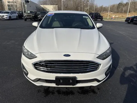 Photos of 2019 Ford Fusion SE for sale in Danville, VA at Blackwell Chrysler Dodge Jeep Ram Fiat Kia