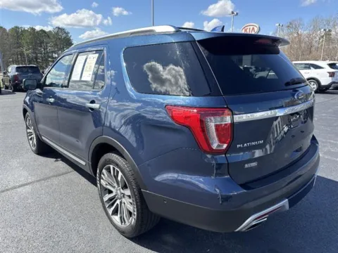 More photos of 2017 Ford Explorer Platinum at Blackwell Chrysler Dodge Jeep Ram Fiat Kia, VA