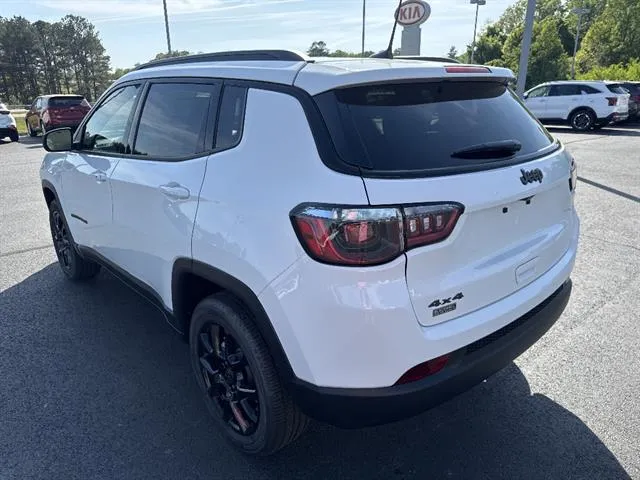 2026 Jeep Compass Latitude Altitude - Photo 4