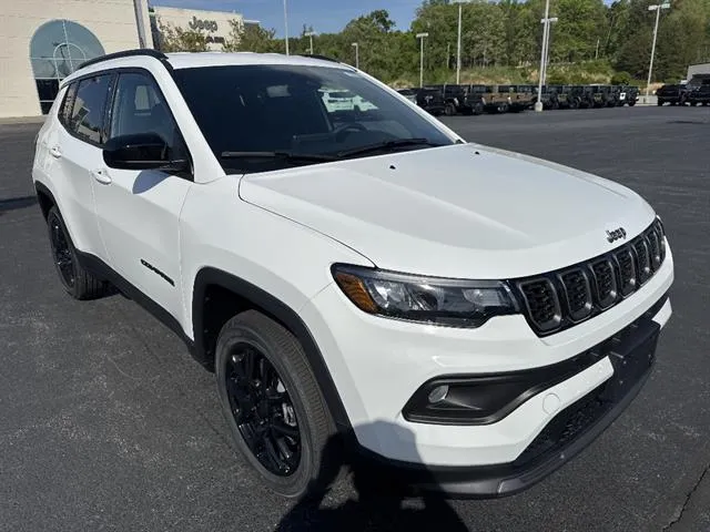 White 2026 Jeep Compass Latitude Altitude for sale in Danville, VA