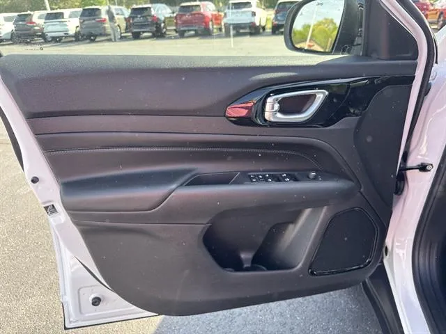 2026 Jeep Compass Latitude Altitude - Photo 8