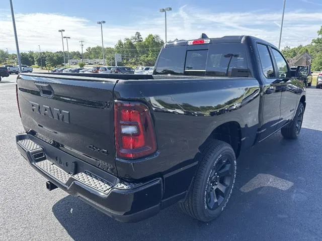 2026 RAM 1500 Express - Photo 6