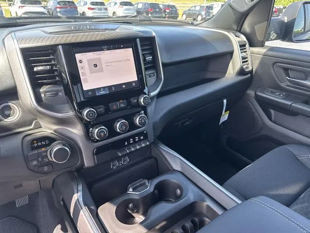2026 RAM 1500 Express - Photo 11