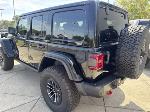 More photos of 2026 Jeep Wrangler 4-Door Recon 4x4 at Blackwell Chrysler Dodge Jeep Ram Fiat Kia, VA