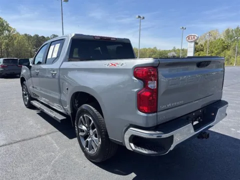 More photos of 2024 Chevrolet Silverado 1500 LT at Blackwell Chrysler Dodge Jeep Ram Fiat Kia, VA