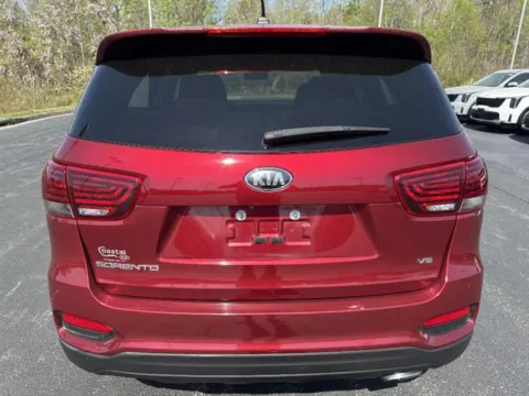 More photos of 2020 Kia Sorento LX V6 at Blackwell Chrysler Dodge Jeep Ram Fiat Kia, VA