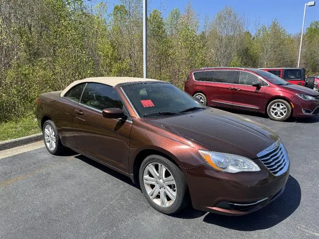 2012 Chrysler 200 Touring