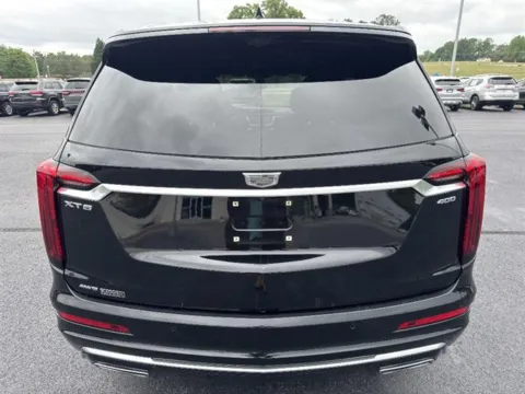 More photos of 2022 Cadillac XT6 Premium Luxury at Blackwell Chrysler Dodge Jeep Ram Fiat Kia, VA