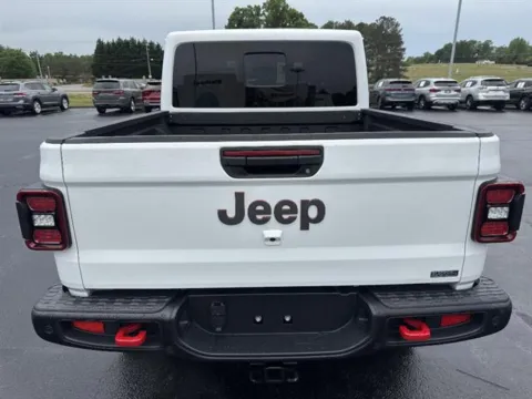 More photos of 2026 Jeep Gladiator Rubicon X 4x4 at Blackwell Chrysler Dodge Jeep Ram Fiat Kia, VA