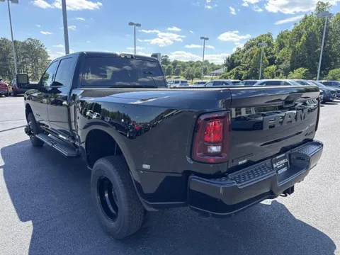 More photos of 2026 Ram 3500 Big Horn Crew Cab 4x4 8' Box at Blackwell Chrysler Dodge Jeep Ram Fiat Kia, VA