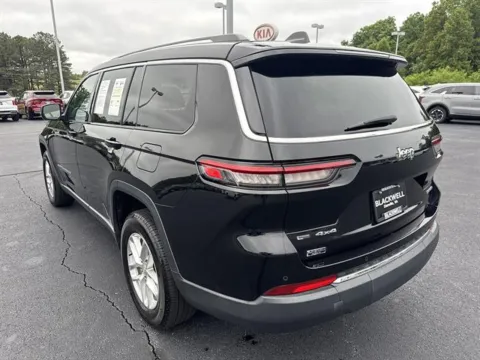 More photos of 2021 Jeep Grand Cherokee L Laredo at Blackwell Chrysler Dodge Jeep Ram Fiat Kia, VA