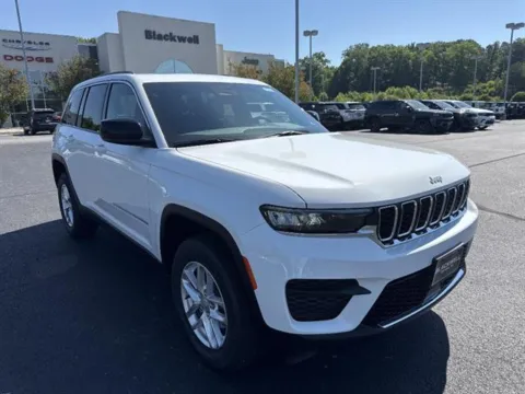 White 2026 Jeep Grand Cherokee Altitude 4x4 for sale in Danville, VA
