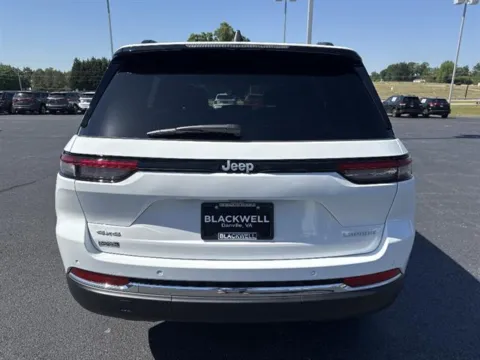 More photos of 2026 Jeep Grand Cherokee Altitude 4x4 at Blackwell Chrysler Dodge Jeep Ram Fiat Kia, VA