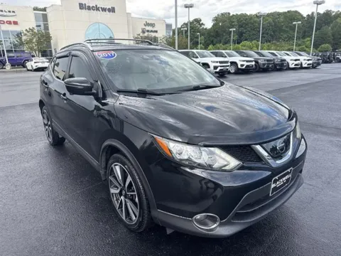 Black 2017 Nissan Rogue Sport SV for sale in Danville, VA