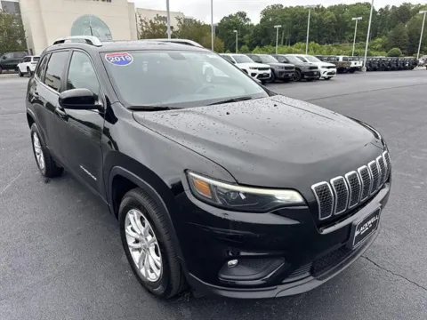 Black 2019 Jeep Cherokee Latitude for sale in Danville, VA