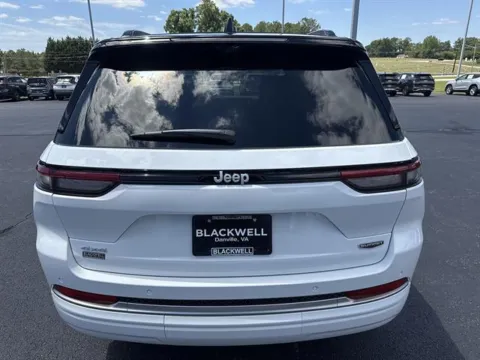More photos of 2026 Jeep Grand Cherokee Summit 4x4 at Blackwell Chrysler Dodge Jeep Ram Fiat Kia, VA