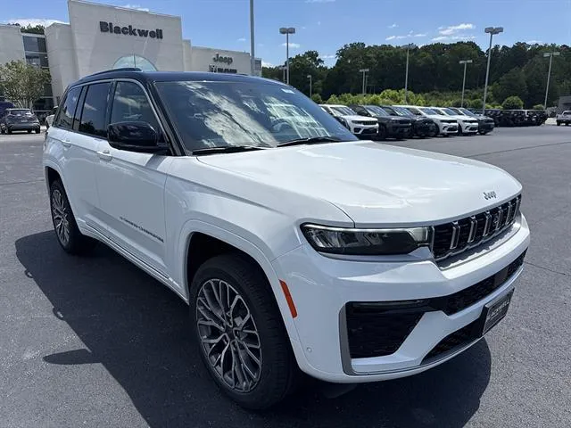 White 2026 Jeep Grand Cherokee Summit 4x4 for sale in Danville, VA