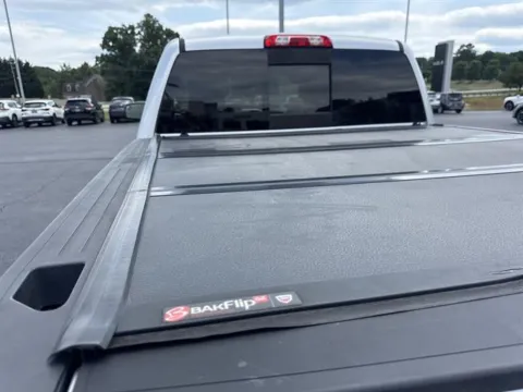 More photos of 2017 GMC Sierra 1500 SLT at Blackwell Chrysler Dodge Jeep Ram Fiat Kia, VA