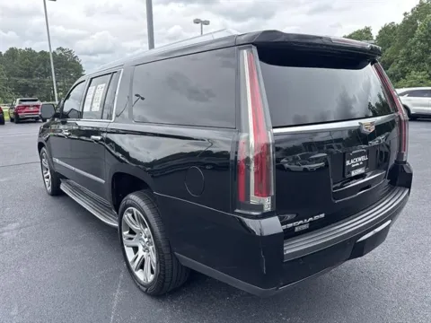 More photos of 2016 Cadillac Escalade ESV Luxury Collection at Blackwell Chrysler Dodge Jeep Ram Fiat Kia, VA