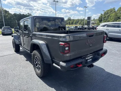 More photos of 2026 Jeep Gladiator Rubicon 4x4 at Blackwell Chrysler Dodge Jeep Ram Fiat Kia, VA