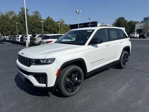 Another view of 2026 Jeep Grand Cherokee Limited 4x4 for sale in Danville, VA at Blackwell Chrysler Dodge Jeep Ram Fiat Kia