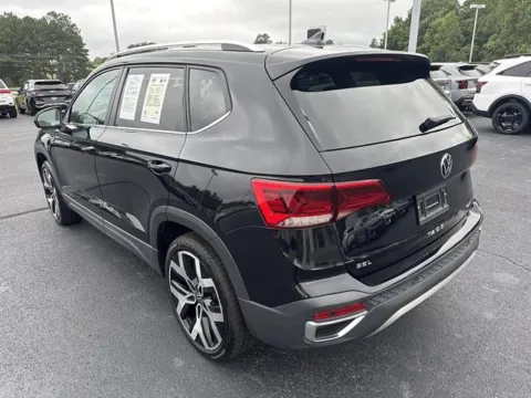More photos of 2023 Volkswagen Taos 1.5T SEL 4Motion at Blackwell Chrysler Dodge Jeep Ram Fiat Kia, VA