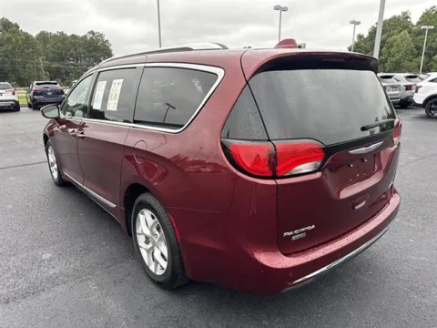 More photos of 2020 Chrysler Pacifica Limited at Blackwell Chrysler Dodge Jeep Ram Fiat Kia, VA