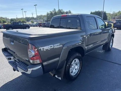 More photos of 2015 Toyota Tacoma TRD Pro at Blackwell Chrysler Dodge Jeep Ram Fiat Kia, VA
