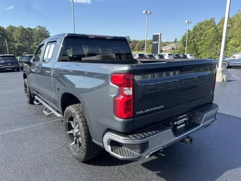 More photos of 2019 Chevrolet Silverado 1500 LT at Blackwell Chrysler Dodge Jeep Ram Fiat Kia, VA