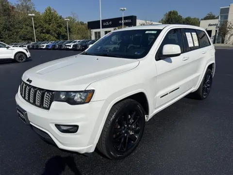 Another view of 2019 Jeep Grand Cherokee Altitude for sale in Danville, VA at Blackwell Chrysler Dodge Jeep Ram Fiat Kia
