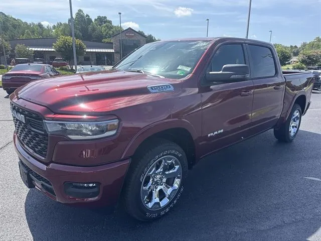 2025 Ram 1500 Big Horn Crew Cab 4x4 5'7" Box