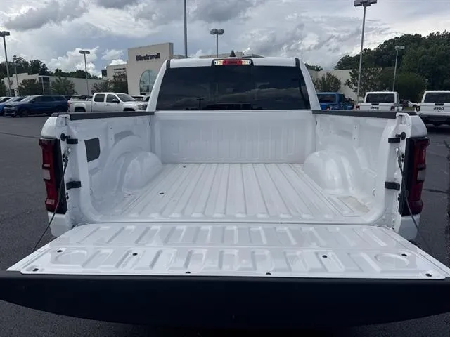 2025 Ram 1500 Warlock photo 3