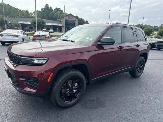 2025 Jeep Grand Cherokee Altitude X 4x4