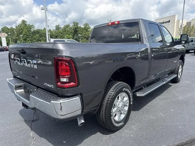 2025 Ram 2500 Big Horn photo 7