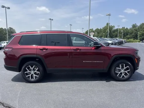 More photos of 2025 Jeep Grand Cherokee L Limited 4x4 at Blackwell Chrysler Dodge Jeep Ram Fiat Kia, VA