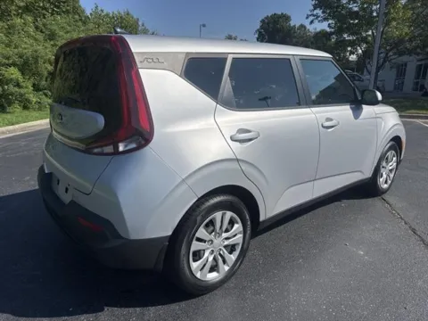 More photos of 2020 Kia Soul LX at Blackwell Chrysler Dodge Jeep Ram Fiat Kia, VA