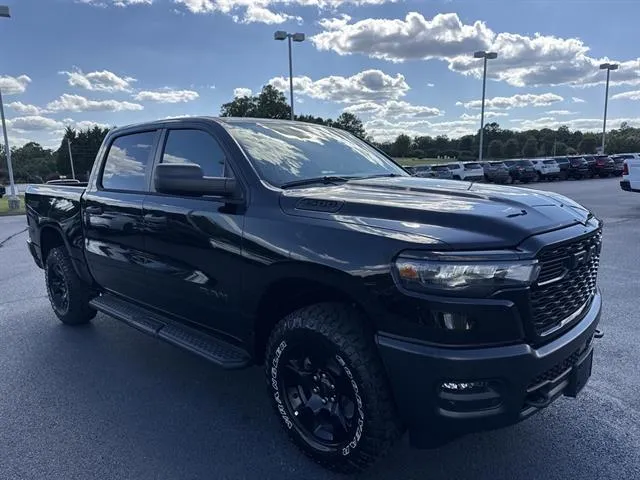 2026 Ram 1500 Warlock Crew Cab 4x4 5'7" Box