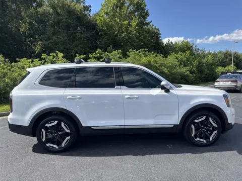 More photos of 2024 Kia Telluride EX at Blackwell Chrysler Dodge Jeep Ram Fiat Kia, VA