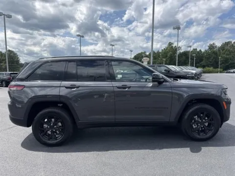 More photos of 2025 Jeep Grand Cherokee Altitude X 4x4 at Blackwell Chrysler Dodge Jeep Ram Fiat Kia, VA