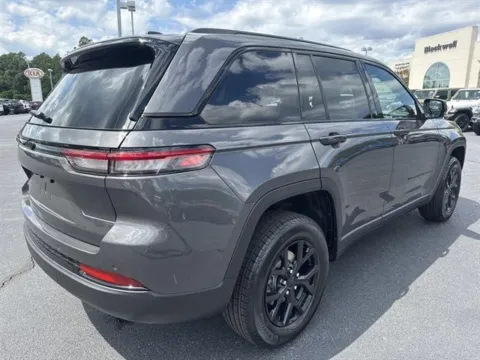 More photos of 2025 Jeep Grand Cherokee Altitude X 4x4 at Blackwell Chrysler Dodge Jeep Ram Fiat Kia, VA