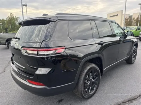 More photos of 2025 Jeep Grand Cherokee L Altitude X 4x4 at Blackwell Chrysler Dodge Jeep Ram Fiat Kia, VA