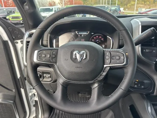 2026 RAM 3500 Laramie - Photo 12