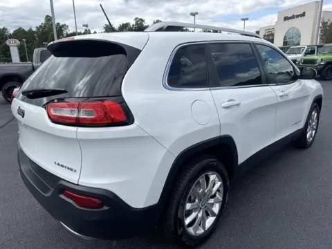 More photos of 2015 Jeep Cherokee Limited at Blackwell Chrysler Dodge Jeep Ram Fiat Kia, VA