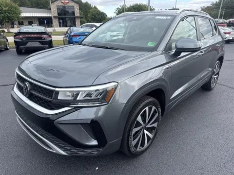 Silver 2024 Volkswagen Taos SE for sale in Danville, VA