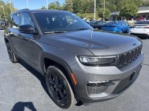 Another view of 2025 Jeep Grand Cherokee Limited 4x4 for sale in Danville, VA at Blackwell Chrysler Dodge Jeep Ram Fiat Kia
