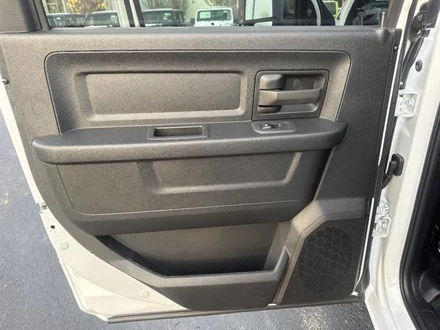 2026 RAM 2500 Tradesman - Photo 14